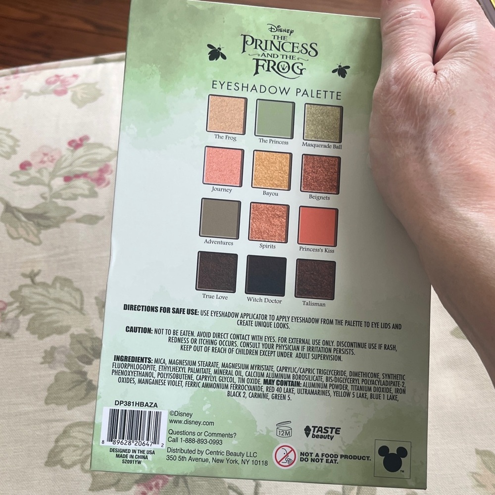 Last chance B4 donating.  NEW! Disney Princess and the Frog Eyeshadow Palette - Picture 8 of 12